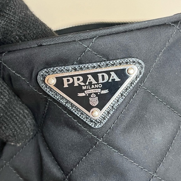 ❌SOLD❌🎀 Prada Camera Bag Quilted Tessuto Small - Picture 12 of 16
